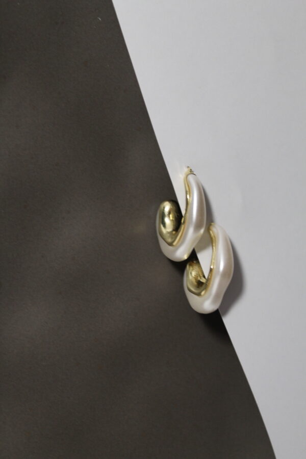 PENDIENTES MOON